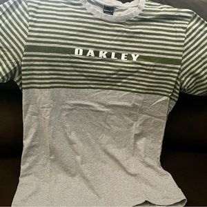 Oakley Men’s Striped T-Shirt